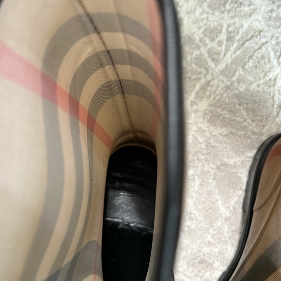Burberry Rain Boots Sz 9 - Picture 13 of 14